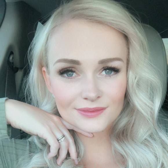 rachelhendric27